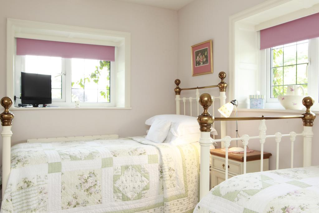 Beechmount Country House Bed & Breakfast Near Sawrey Room photo